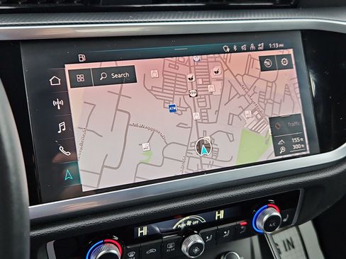 Used 2023 Audi Q3 2.0T Premium Plus w/ Premium Plus Package image 19