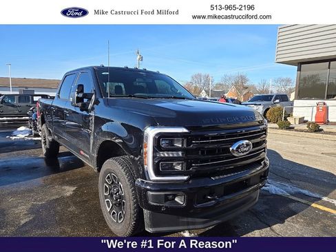 Used 2025 Ford F350 Platinum image 3