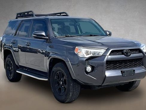 Used 2018 Toyota 4Runner SR5 Premium RWD image 8