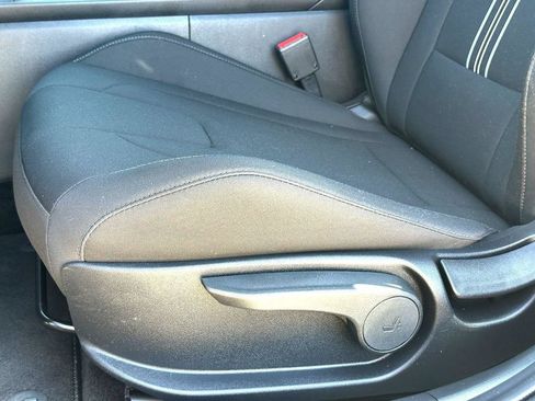 Used 2026 Hyundai Elantra Sport FWD image 14