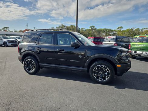 New 2025 Ford Bronco Sport Outer Banks image 2