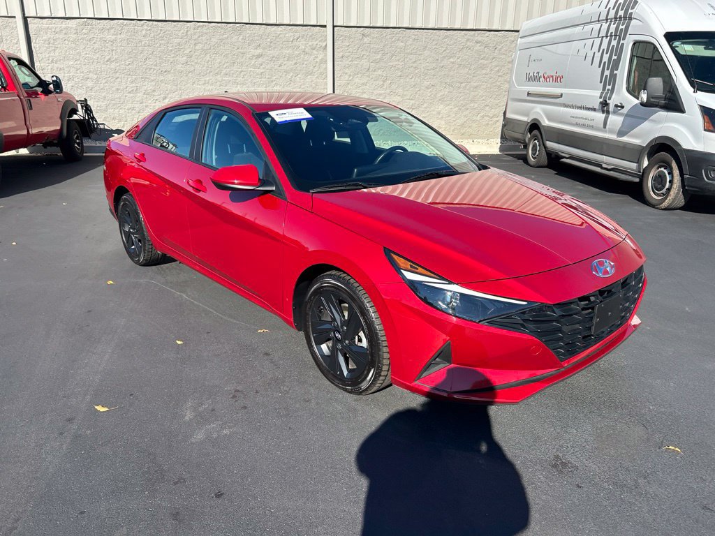 Used 2022 Hyundai Elantra SEL FWD image 8