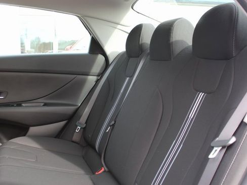 New 2026 Hyundai Elantra Blue image 26