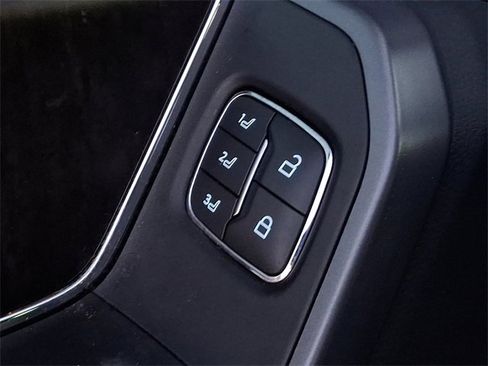 Used 2021 Ford F150 Lariat w/ Equipment Group 502A High image 29