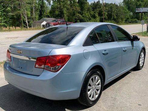 Used 2011 Chevrolet Cruze LS w/ Connectivity Package image 4