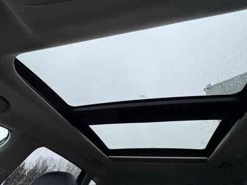 Used 2018 Nissan Murano Platinum w/ Cargo Package image 16