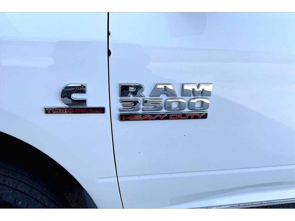 Used 2018 RAM 3500 Tradesman w/ Chrome Appearance Group AWD/4WD image 37