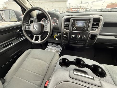 Used 2018 RAM 1500 Express w/ Express Value Package image 3