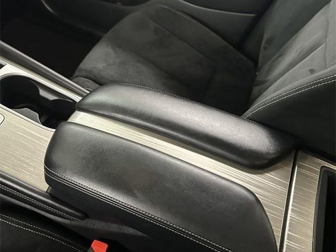 Used 2018 Nissan Murano S image 18