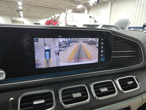 Used 2023 Mercedes-Benz GLE 350 4MATIC image 9