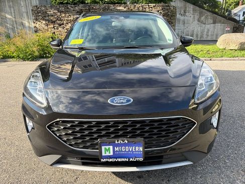 Used 2021 Ford Escape Titanium AWD/4WD image 9