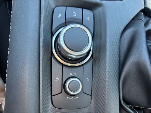 New 2025 MAZDA MX-5 Miata Club image 32