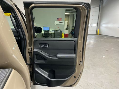 Used 2022 Nissan Frontier PRO-4X w/ Pro-4X Premium Package image 25