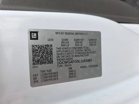 Used 2020 Chevrolet Express 2500 w/ Safety Package image 24