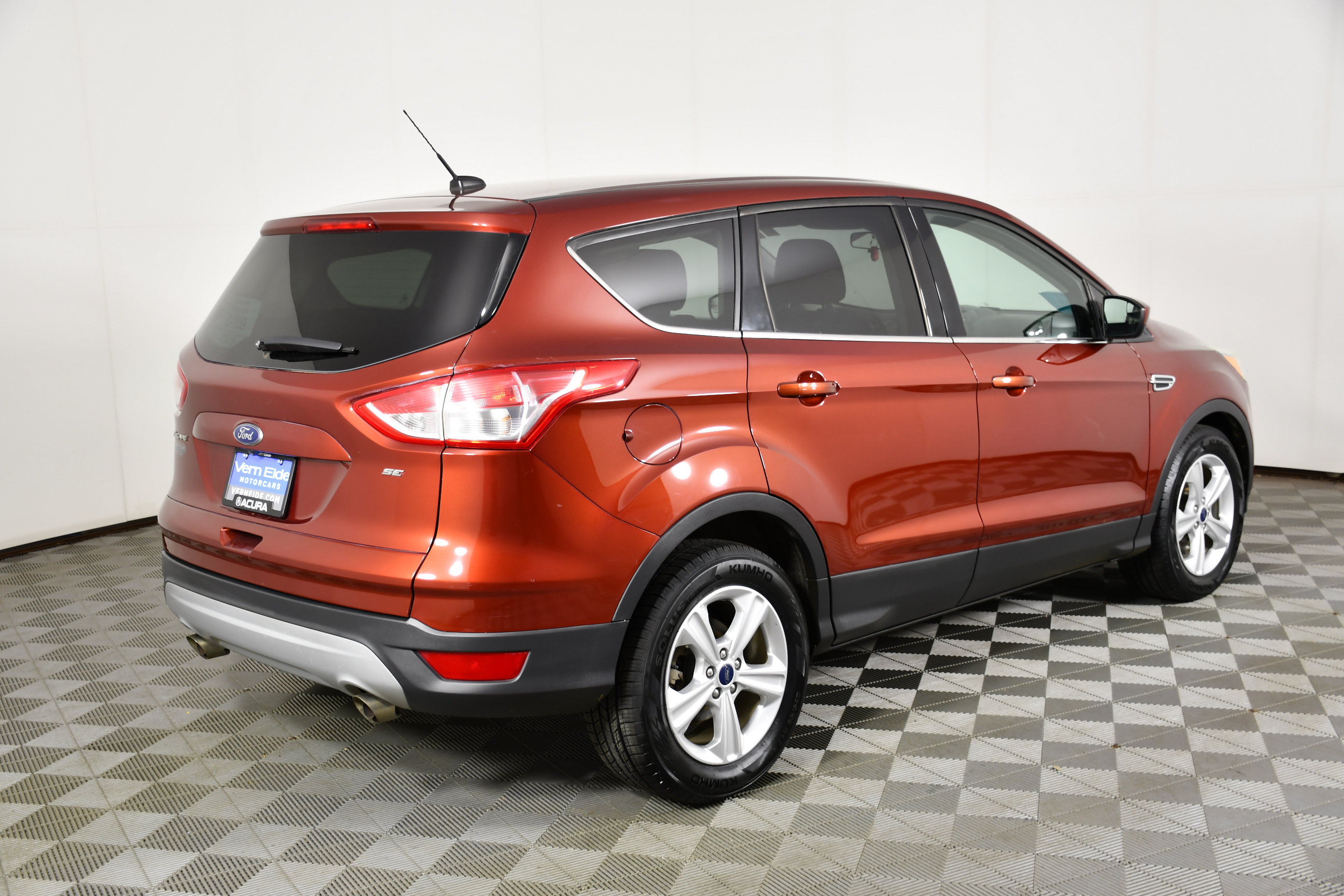 Used 2016 Ford Escape SE FWD image 6