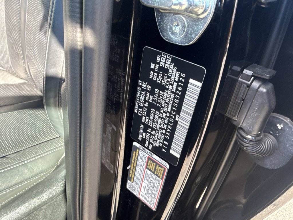 Used 2025 Kia Sorento S AWD/4WD image 20