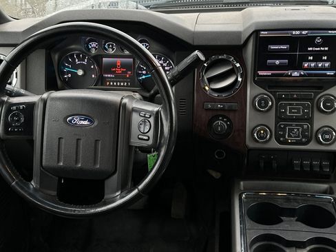 Used 2013 Ford F350 Lariat w/ Lariat Chrome Pkg image 14