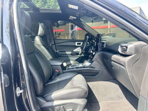 Used 2022 Ford Explorer ST w/ ST Street Pack AWD/4WD image 7