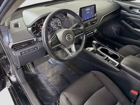 Used 2020 Nissan Altima 2.5 SV image 23