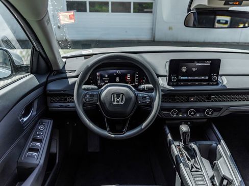 Used 2024 Honda Accord LX image 28