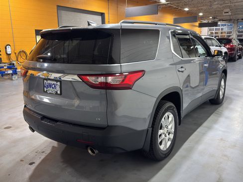 Used 2020 Chevrolet Traverse LT image 6