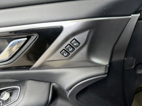 Used 2021 Subaru Outback Limited w/ Popular Package #2 image 8