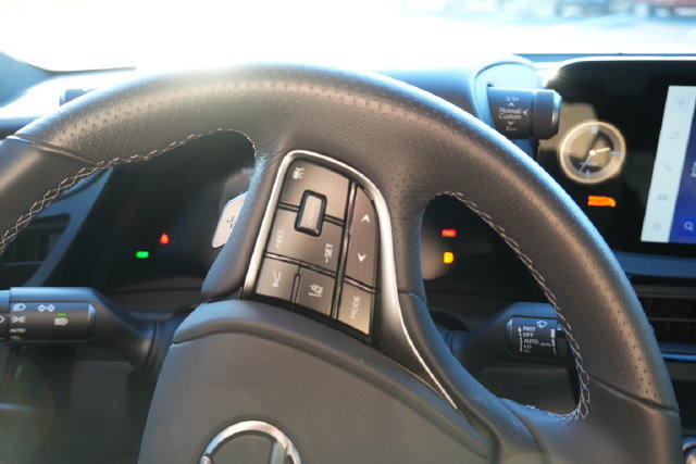 Used 2024 Lexus ES 350 F Sport w/ Accessory Package (Z2) FWD image 30
