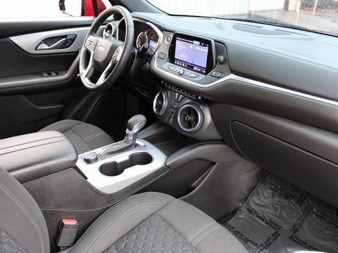 Used 2021 Chevrolet Blazer LT image 13