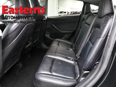 Used 2021 Tesla Model Y Long Range image 19