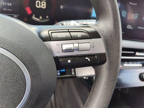 Used 2025 Hyundai Sonata SEL FWD image 24