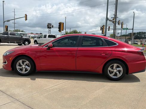 Used 2021 Hyundai Sonata SE FWD image 8