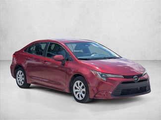 Used 2025 Toyota Corolla LE FWD video 3