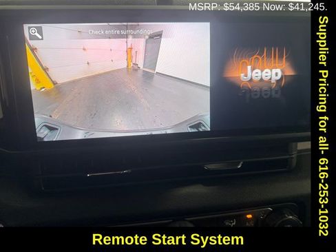 New 2025 Jeep Gladiator Sport image 14