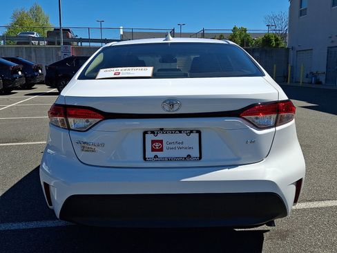 Certified 2023 Toyota Corolla LE w/ LE Convenience Package FWD image 5