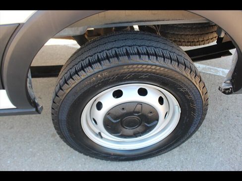 Used 2025 Ford Transit 250 148 Medium Roof w/ Load Area Protection Package RWD image 25