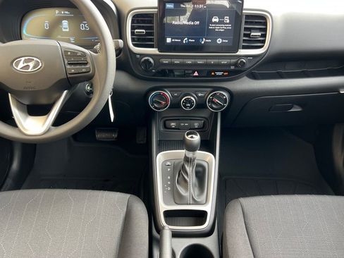 New 2026 Hyundai Venue SE image 11