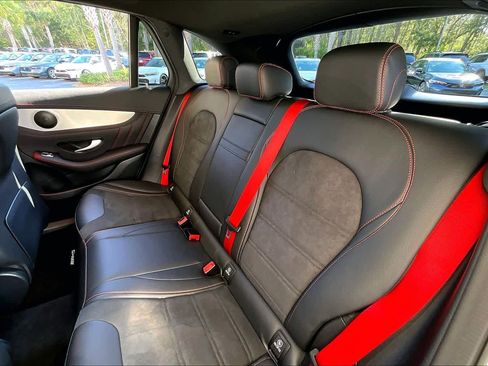 Certified 2022 Mercedes-Benz GLC 43 AMG 4MATIC image 19