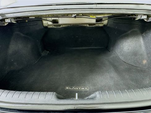 Used 2023 Hyundai Elantra SEL w/ Convenience Package image 27