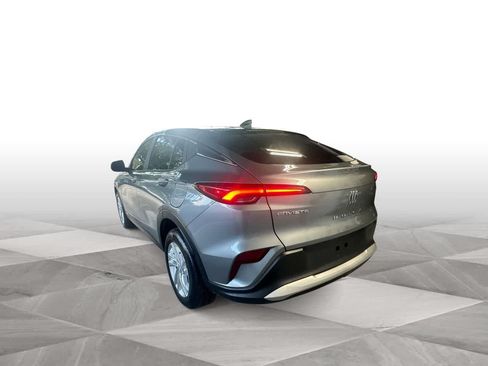 Used 2025 Buick Envista Sport Touring w/ Advanced Safety Package FWD image 6