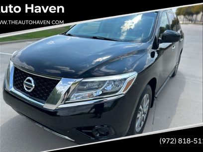 Used 2014 Nissan Pathfinder SV w/ Trailer Tow Package