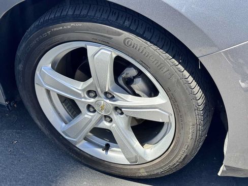 Used 2019 Chevrolet Volt LT FWD image 21