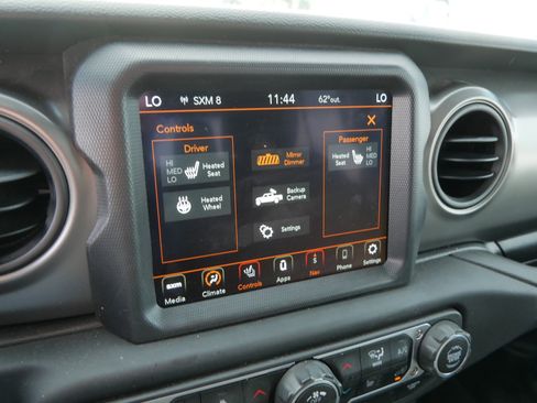 Certified 2023 Jeep Gladiator Sport image 28