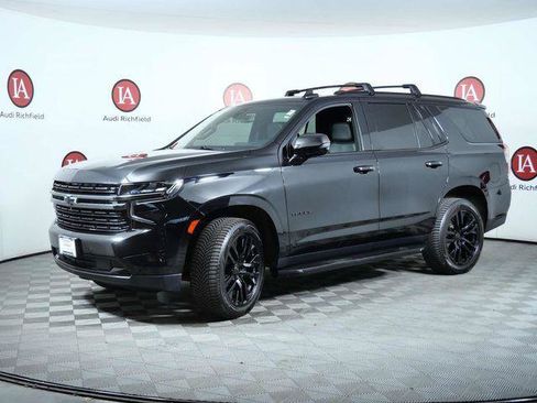 Used 2022 Chevrolet Tahoe RST w/ Sport Performance Package AWD/4WD image 4