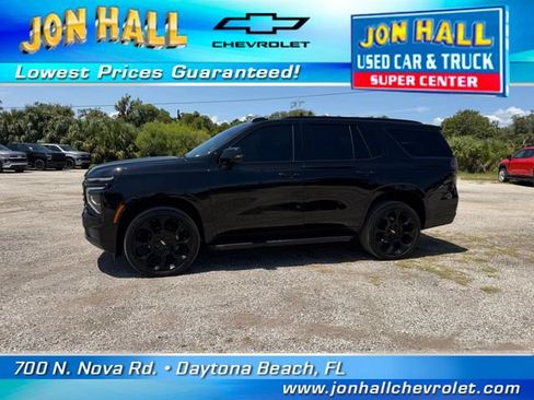 Used 2025 Chevrolet Tahoe RST AWD/4WD image 3