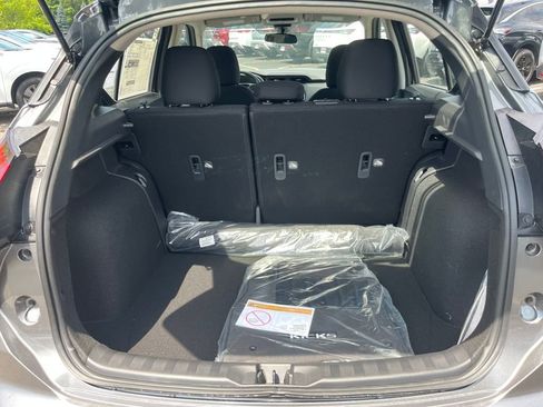 New 2025 Nissan Kicks Play S image 31