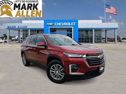 Used 2023 Chevrolet Traverse LT