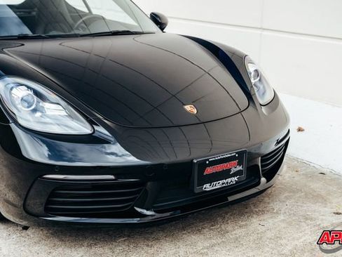 Used 2017 Porsche 718 Cayman image 21