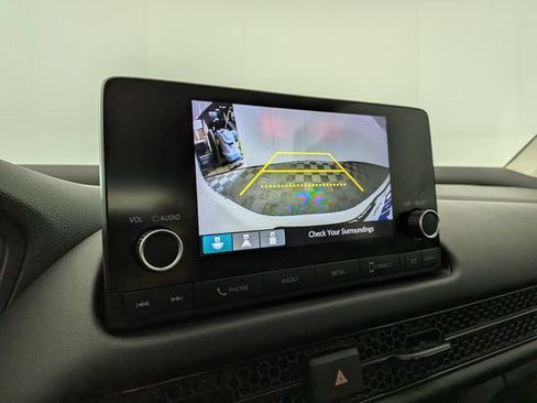 Certified 2024 Honda HR-V LX image 6