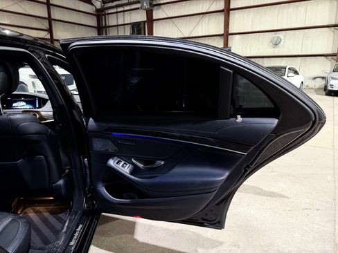 Used 2018 Mercedes-Benz S 450 Sedan image 19