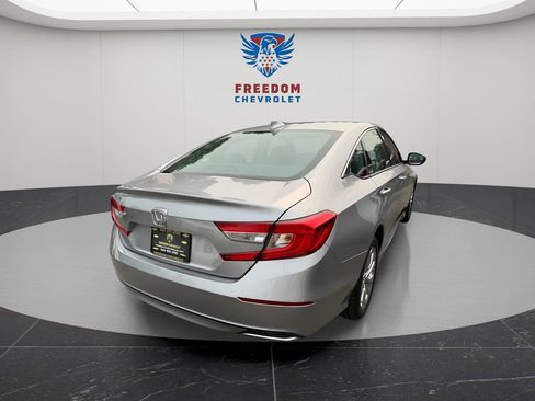Used 2019 Honda Accord LX image 6